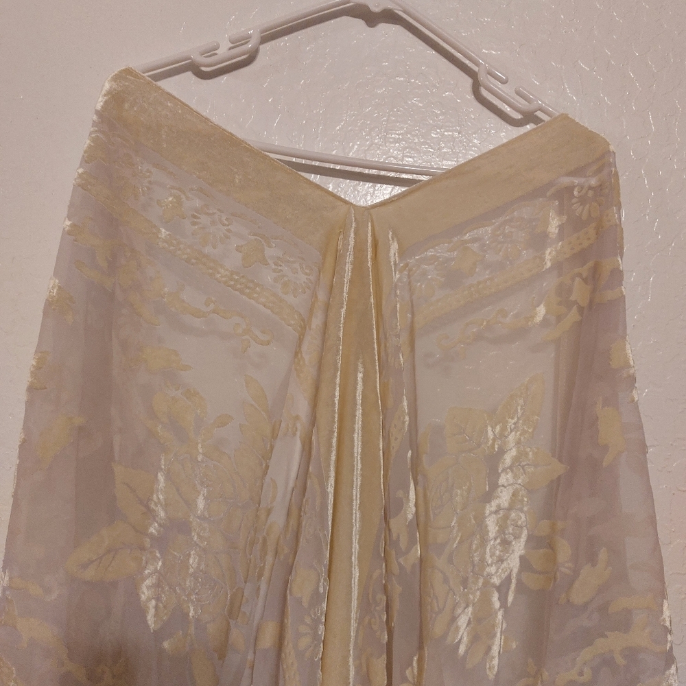 Free People Nightbird Burnout Kimono Champagne Velvet with Tassels one size